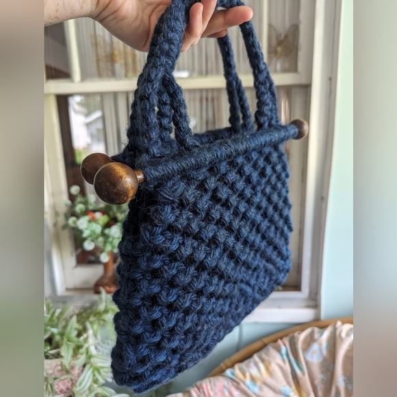 Vintage Hand Knit Bag - Picture 2 of 6